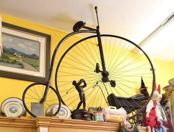 Antiques & Collectables