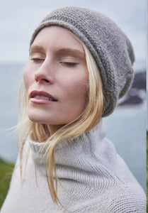 Fisherman Out of Ireland Slouchy Garter Stitch  Baby Alpaca Beanie light grey