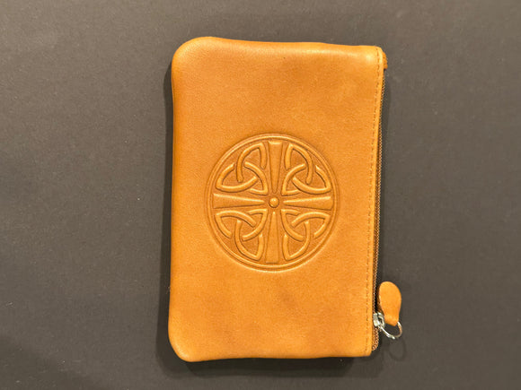 Leather Card Wallet with a Celtic Eternity Knot ~ Tan