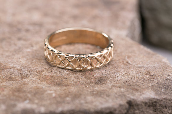 10K Celtic Knot Wedding Band -  Mary-Anne's Irish Gift Shop