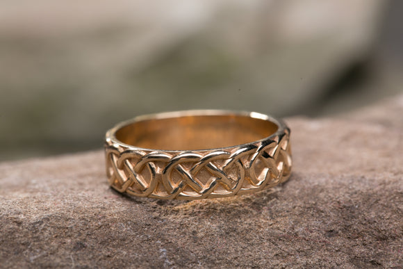 14K Celtic Knot Mens Wedding Band -  Mary-Anne's Irish Gift Shop