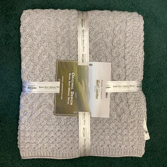 Aran Cable Knit Super Soft Merino Wool Blanket/Throw -  McNutts of Donegal