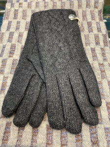Ladies Aran Cableknit lined Gloves with Celtic Knot -  I like it
